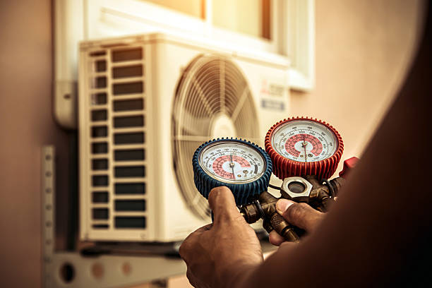 Professional Hvac technician working in Quincy, OH